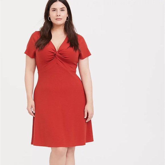 torrid Dresses & Skirts - Torrid size 2 orange rib twist front skater dress